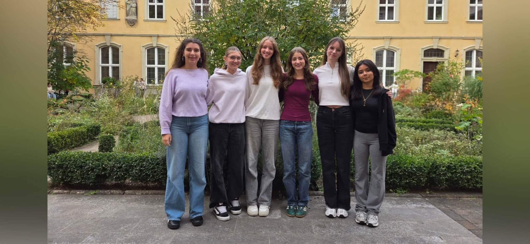 Neue Schülersprecherinnen im Amt Neue Schülersprecherinnen im Amt