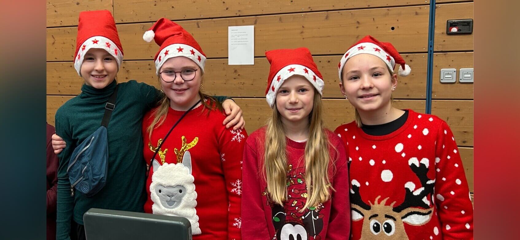 Weihnachtsbasar in der St.-Ursula-Schule Weihnachtsbasar in der St.-Ursula-Schule