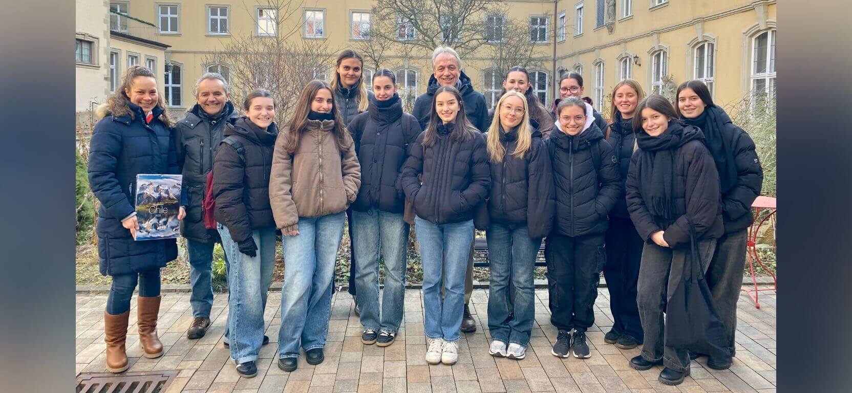 Austauschschülerinnen aus Chile – Herzlich willkommen an unserer Schule! Austauschschülerinnen aus Chile – Herzlich willkommen an unserer Schule!