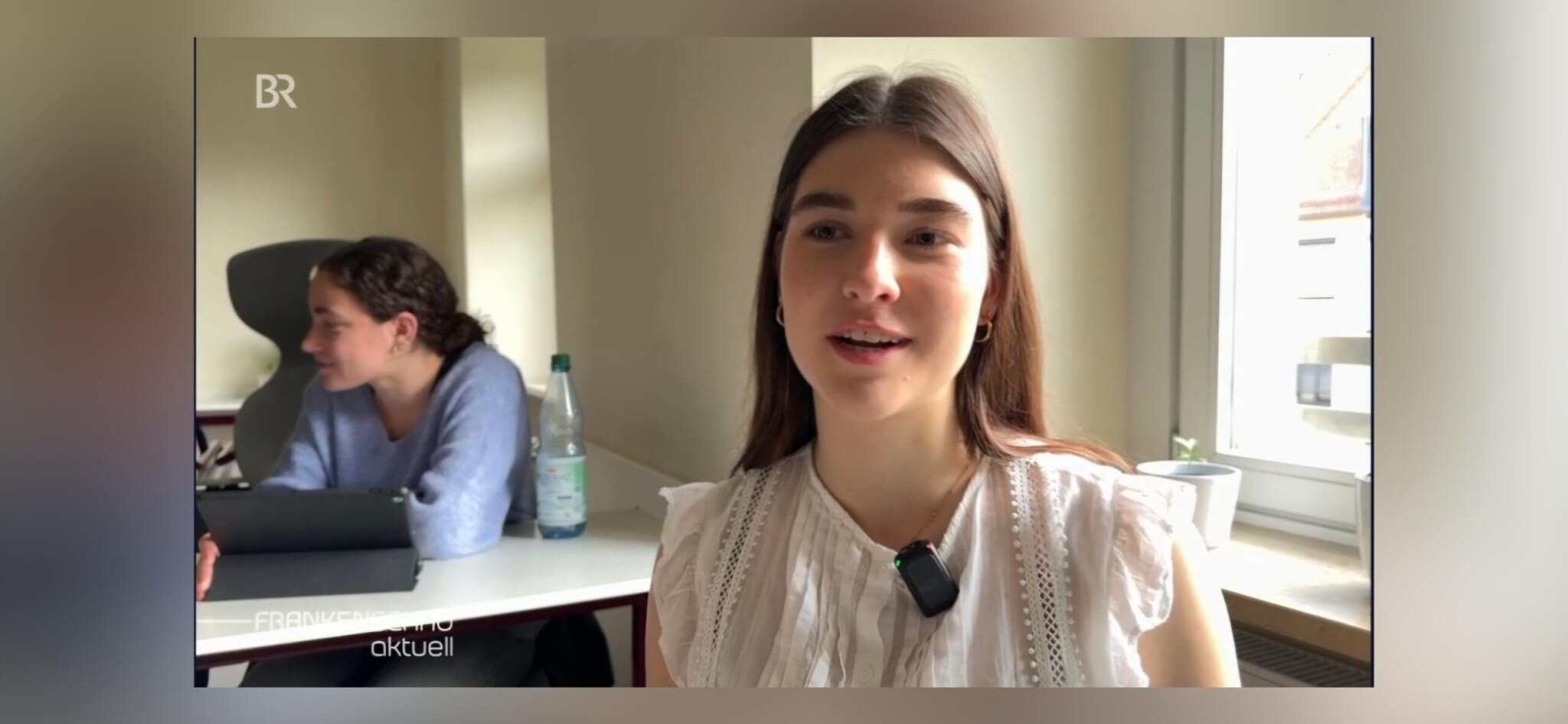 Fernsehbeitrag "Wie katholisch ist Würzburg?" vom BR anlässlich des Katholikentags mit Blick auf unsere Schule Fernsehbeitrag "Wie katholisch ist Würzburg?" vom BR anlässlich des Katholikentags mit Blick auf unsere Schule